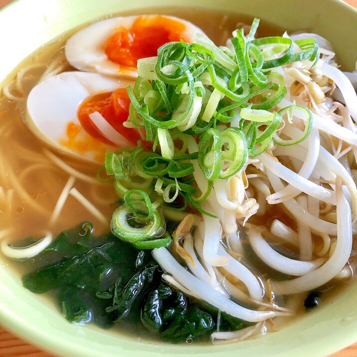 野菜たっぷり☆半熟たまごのラーメン